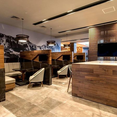 Courtyard By Marriott San Luis Potosi, Los Lagos Eksteriør bilde
