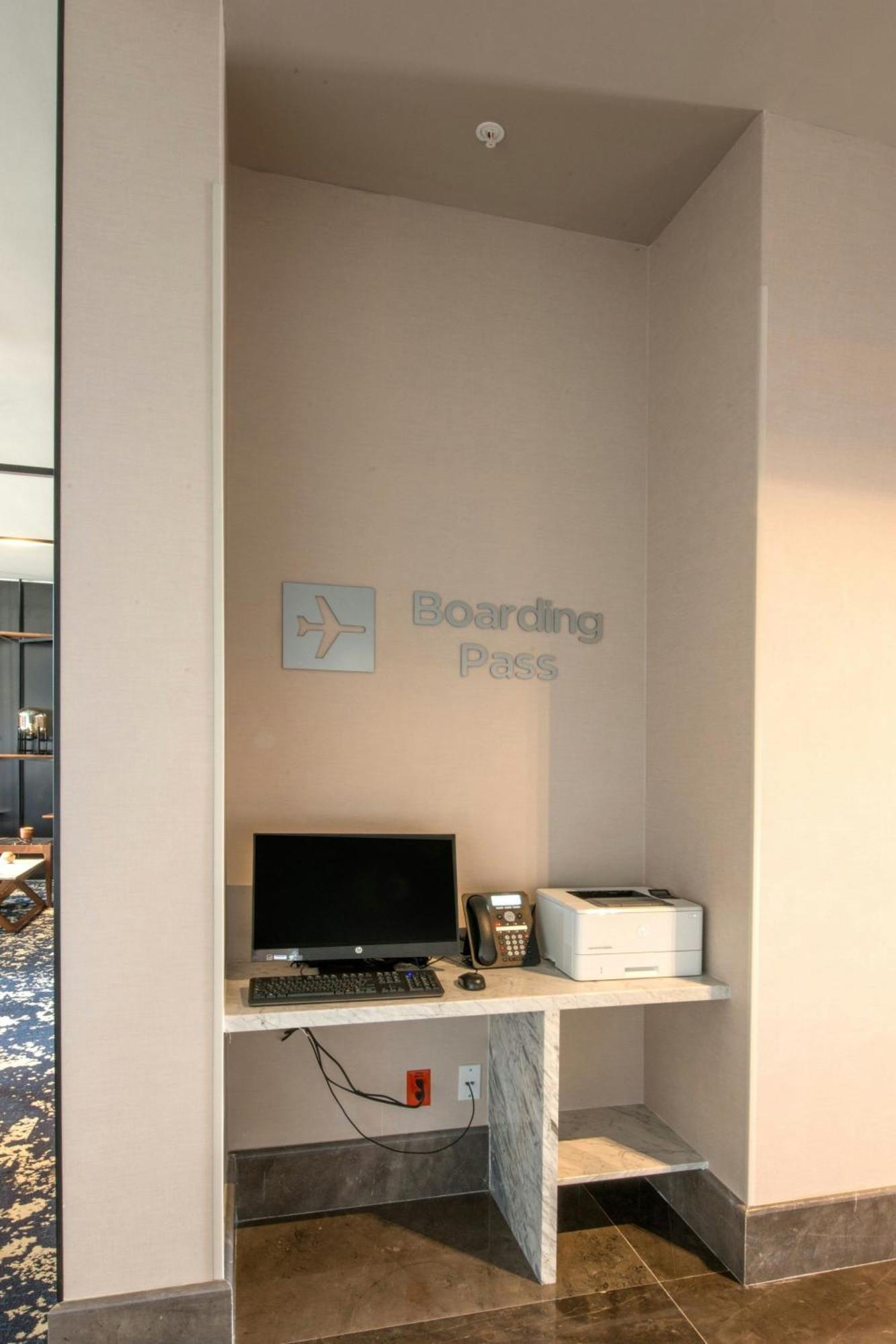 Courtyard By Marriott San Luis Potosi, Los Lagos Eksteriør bilde