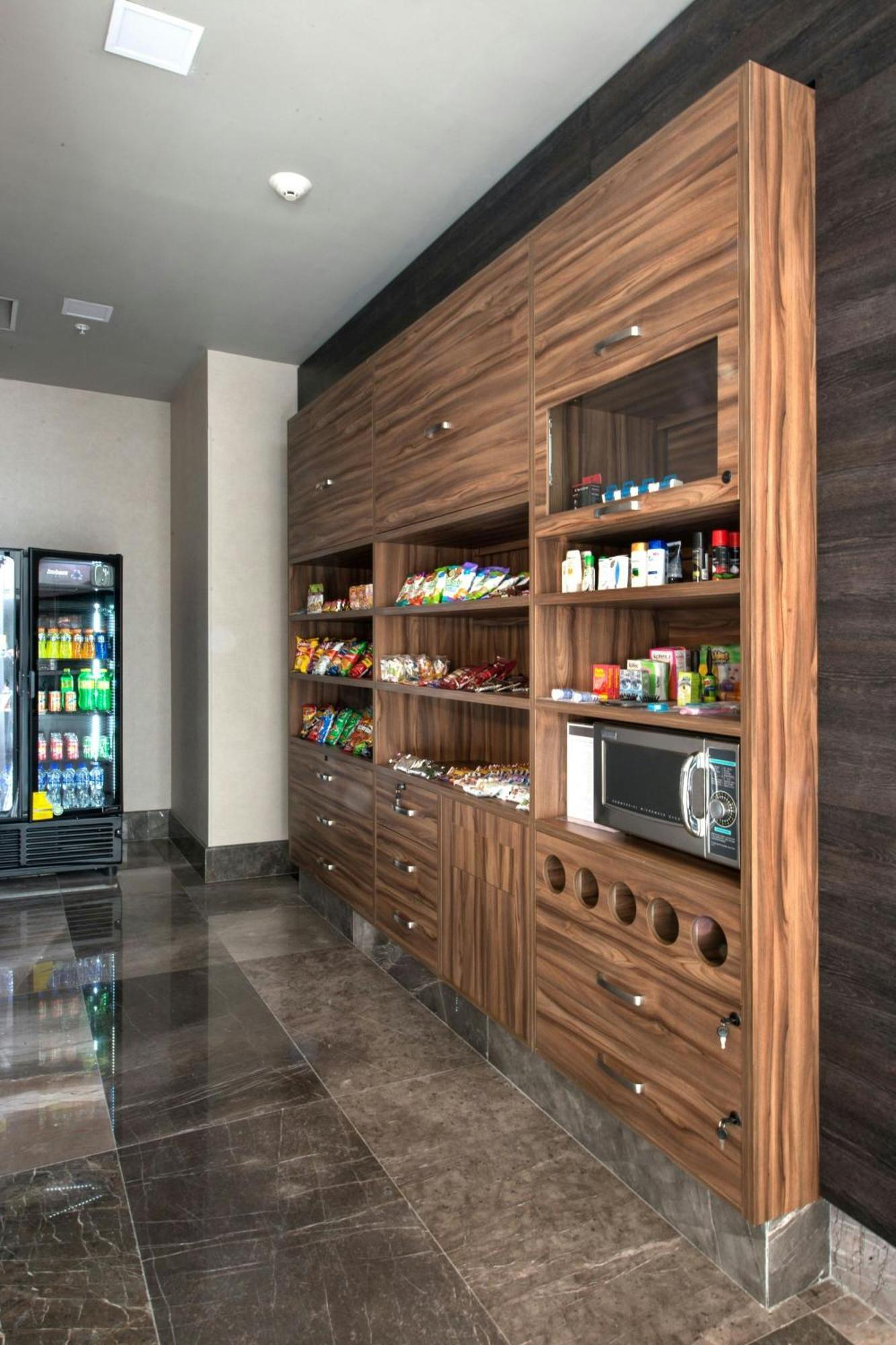 Courtyard By Marriott San Luis Potosi, Los Lagos Eksteriør bilde