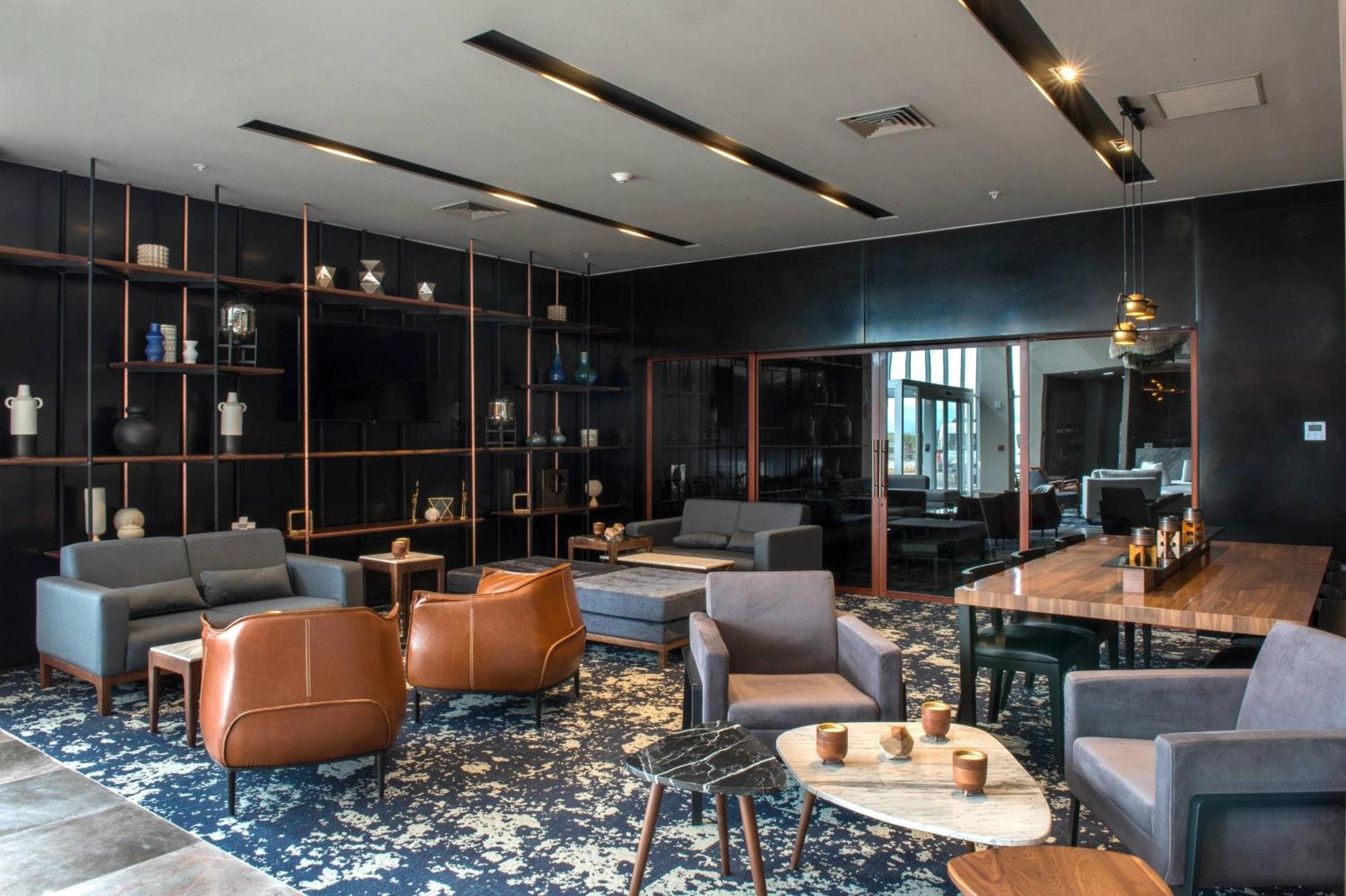 Courtyard By Marriott San Luis Potosi, Los Lagos Eksteriør bilde